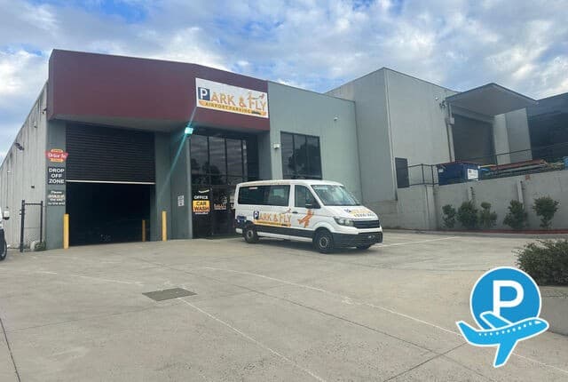 Park and Fly Airport Parking - Covered - Melbourne, 10 - 11 Dib Court 2